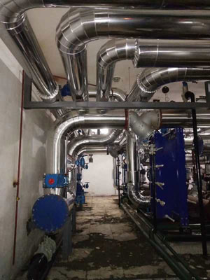 鹤岗铁皮保温施工 访《王牌竞速》主策划：跳出“跑得快”固化思维 竞速手游还能更好玩